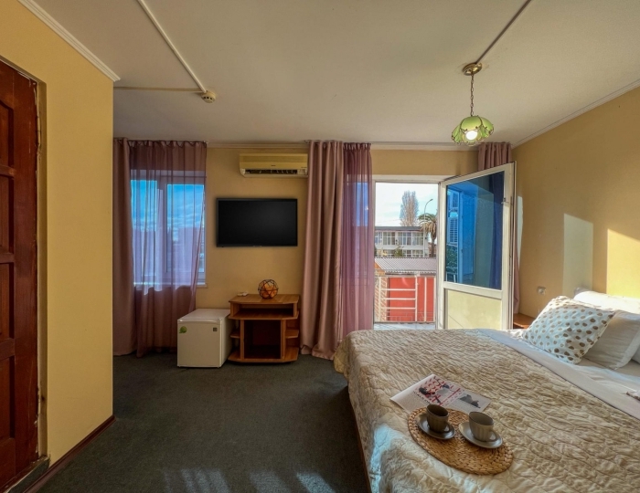 4-местный 2-комнатный номер стандарт семейный - Отель «Мега 2» Гагра